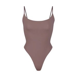 Skims Fits Everybody Cami Umbre LARGE